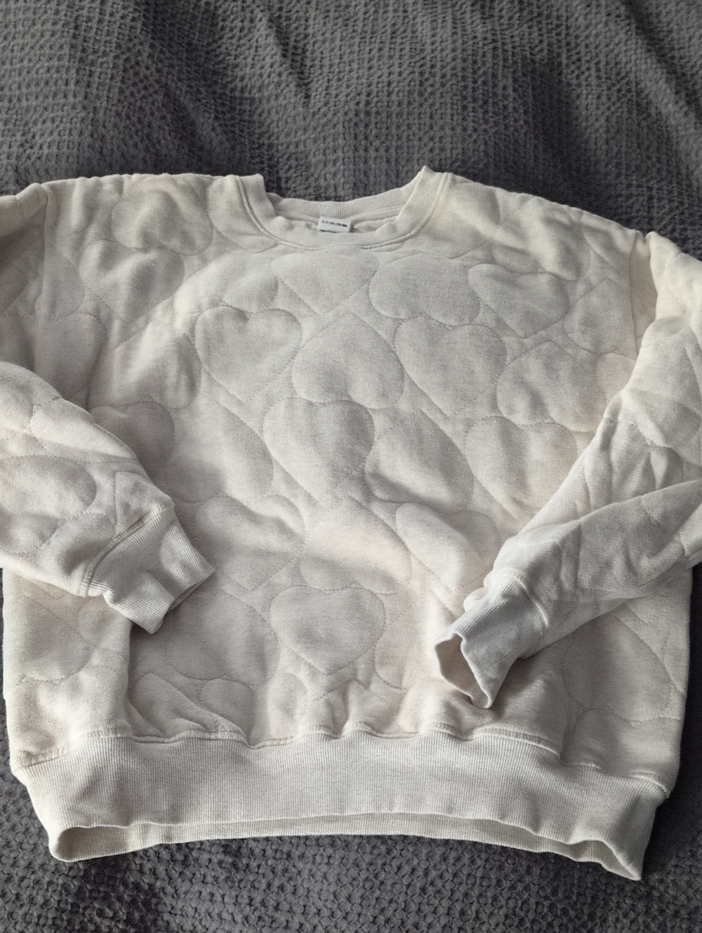 NWOT PINK Victoria's Secret Quilted Heart Crewneck Sweater in Cream Small